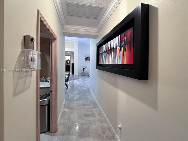 375 Sabal Way, Weston, FL 33326