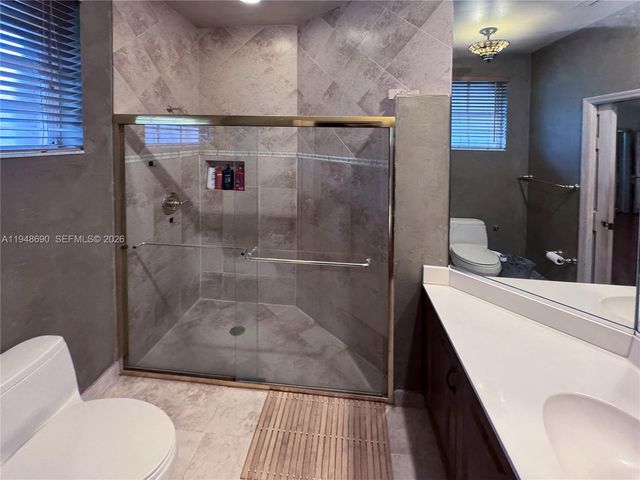 375 Sabal Way, Weston, FL 33326