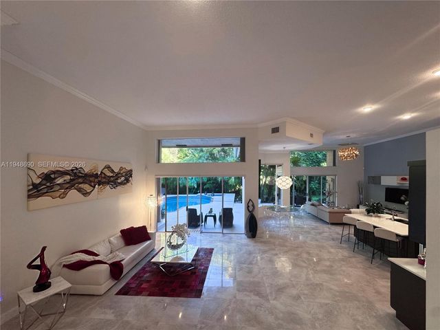 375 Sabal Way, Weston, FL 33326