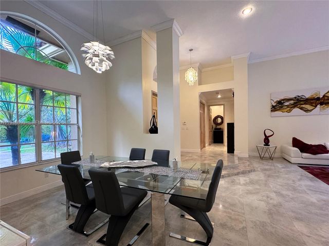 375 Sabal Way, Weston, FL 33326