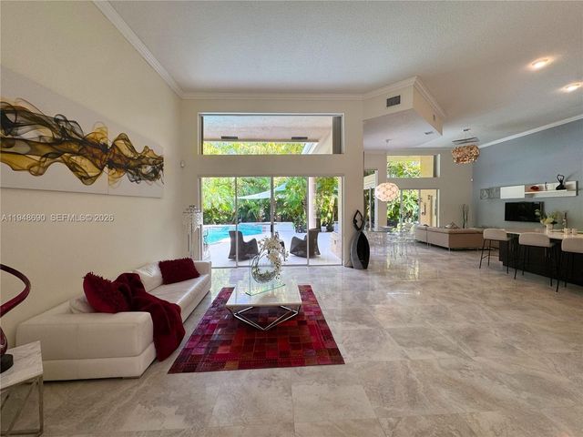 375 Sabal Way, Weston, FL 33326