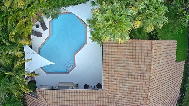 375 Sabal Way, Weston, FL 33326