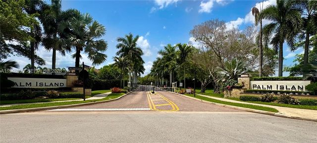 375 Sabal Way, Weston, FL 33326