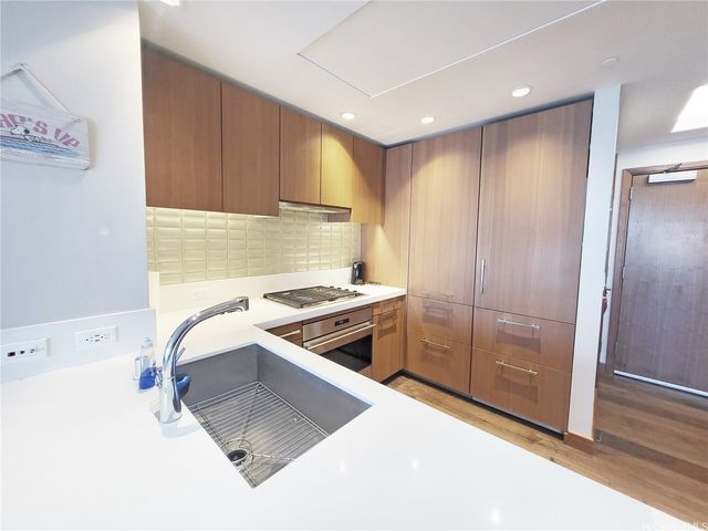 1555 Kapiolani Boulevard 1012, Honolulu, HI 96814