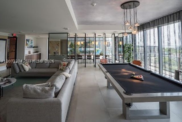 121 NE 34th St 1001, Miami, FL 33137