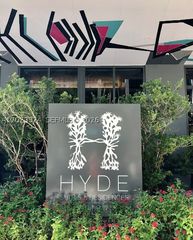 121 NE 34th St 1001, Miami, FL 33137