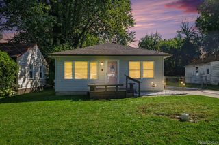 39276 Charbeneau Street, Clinton Charter Township, MI 48036