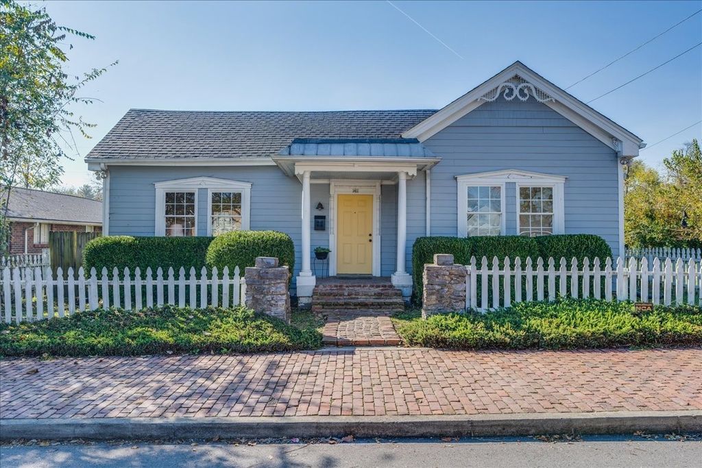 1411 10th Ave, N, Nashville, TN 37208