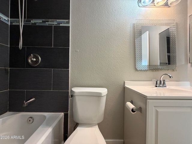 1139 N GRANITE Street, Gilbert, AZ 85234