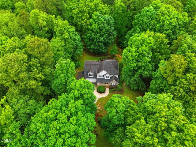 5008 Parkmore Drive, Holly Springs, NC 27540