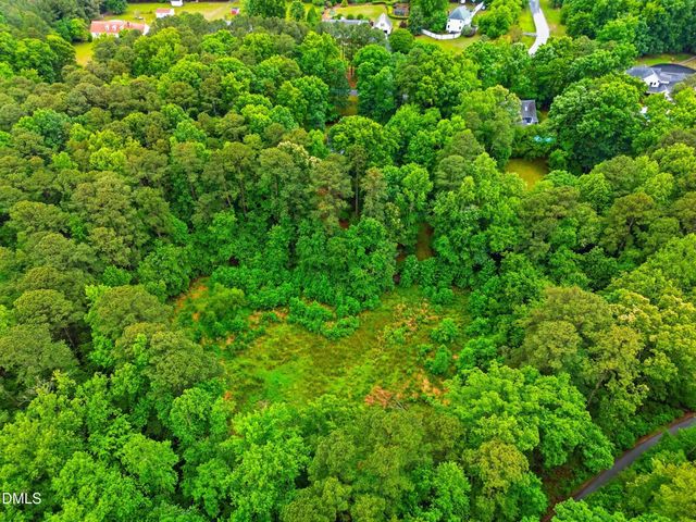5008 Parkmore Drive, Holly Springs, NC 27540