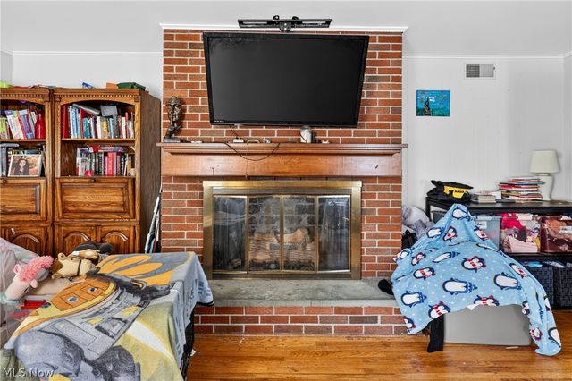 2801 Reeves Road NE, Warren, OH 44483