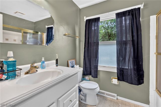 2801 Reeves Road NE, Warren, OH 44483
