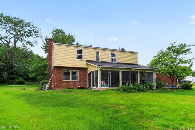 2801 Reeves Road NE, Warren, OH 44483