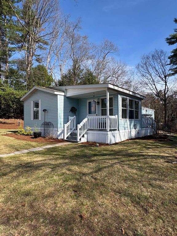 21 Bishop Lane, Epsom, NH 03234
