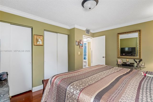 200 172nd St 319, Sunny Isles Beach, FL 33160