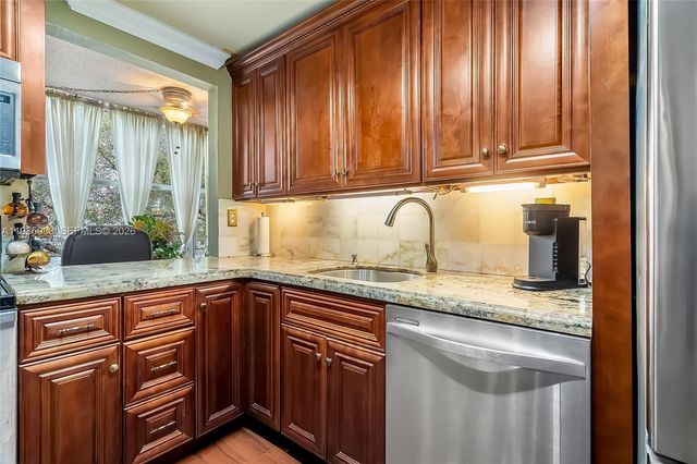 200 172nd St 319, Sunny Isles Beach, FL 33160