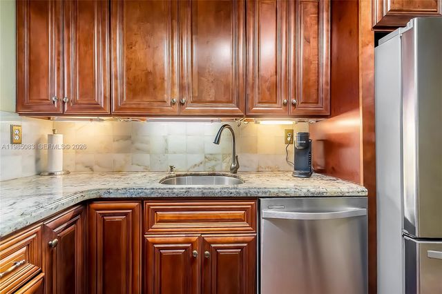 200 172nd St 319, Sunny Isles Beach, FL 33160