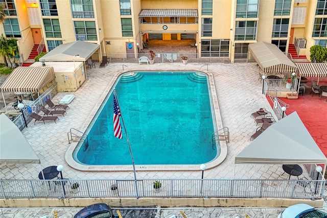 200 172nd St 319, Sunny Isles Beach, FL 33160