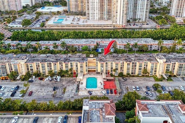 200 172nd St 319, Sunny Isles Beach, FL 33160