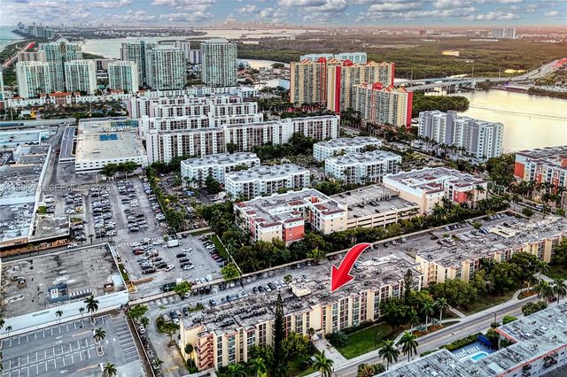 200 172nd St 319, Sunny Isles Beach, FL 33160