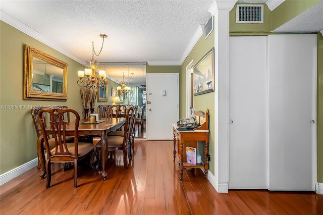 200 172nd St 319, Sunny Isles Beach, FL 33160