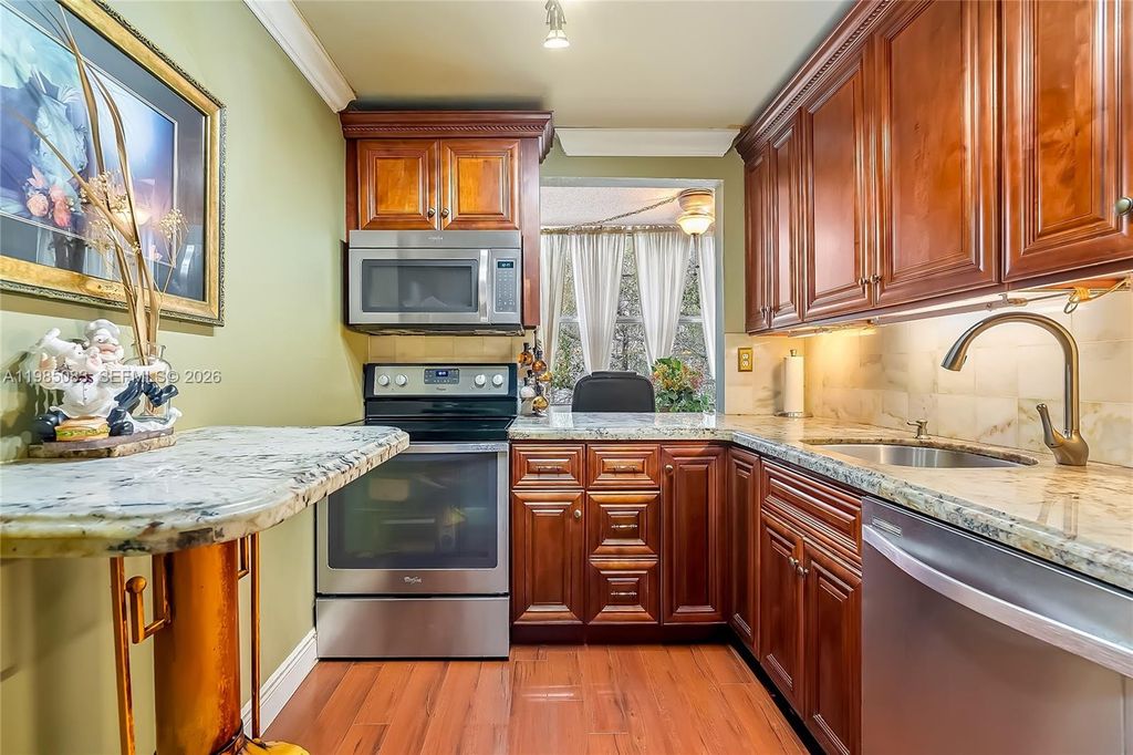 200 172nd St 319, Sunny Isles Beach, FL 33160