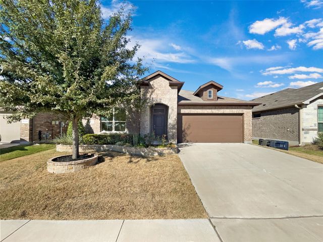 16044 Bronte Lane, Fort Worth, TX 76247