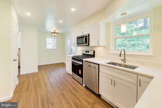 3205 CREST AVE, Cheverly, MD 20785