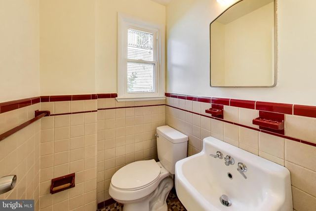 3205 CREST AVE, Cheverly, MD 20785