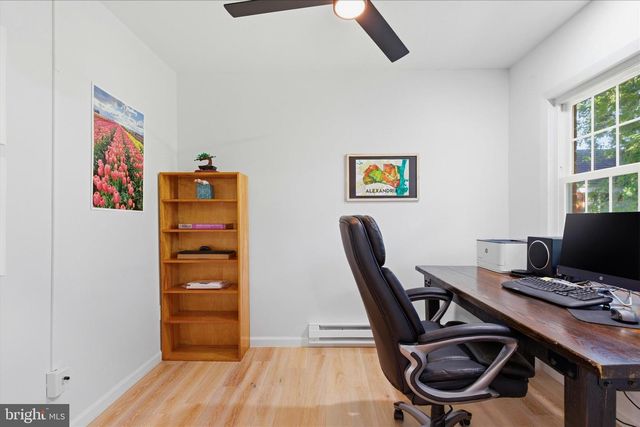 3454 MARTHA CUSTIS DR, Alexandria, VA 22302