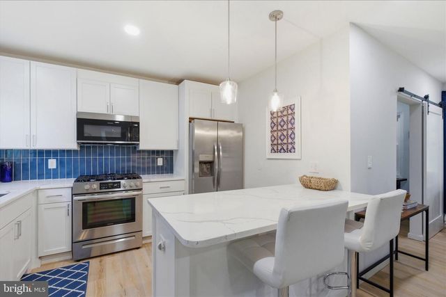 3454 MARTHA CUSTIS DR, Alexandria, VA 22302