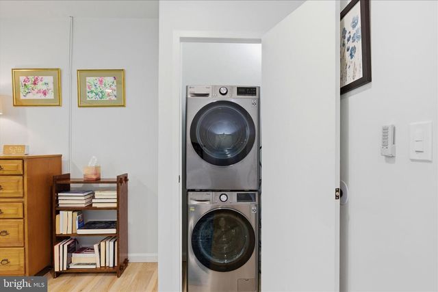 3454 MARTHA CUSTIS DR, Alexandria, VA 22302