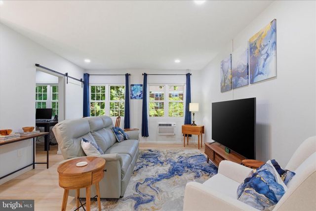 3454 MARTHA CUSTIS DR, Alexandria, VA 22302