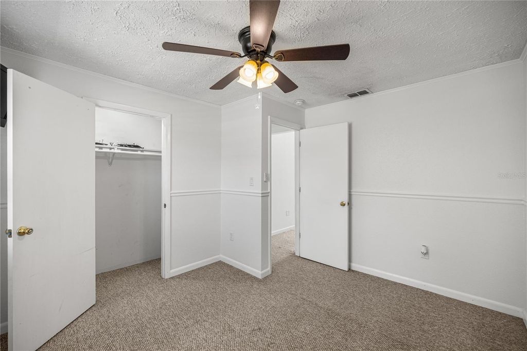 Image 17 of property listing at 2800 SW 141ST COURT, Ocala, FL 34481