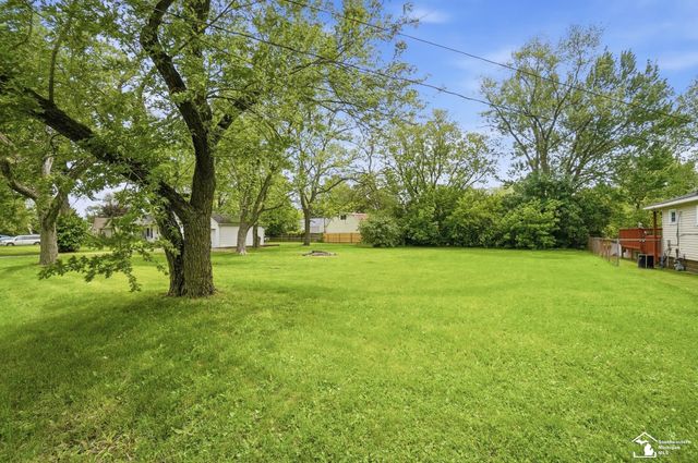 15592 Cedar Street, Monroe, MI 48161