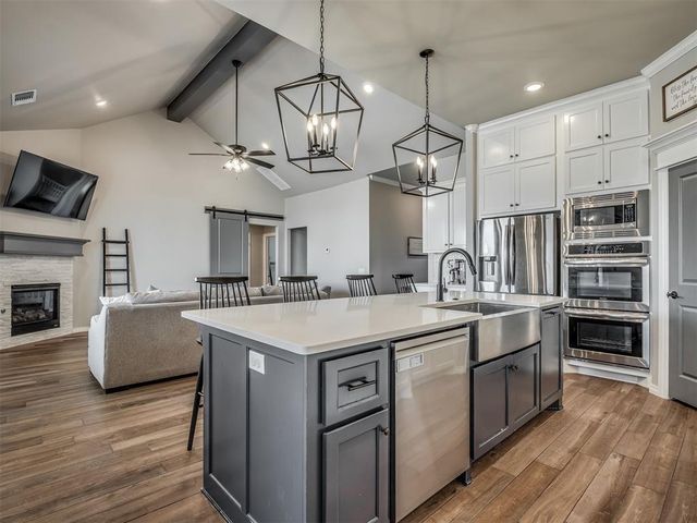 2801 Heather Haven, Moore, OK 73160