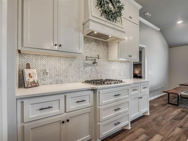 2801 Heather Haven, Moore, OK 73160