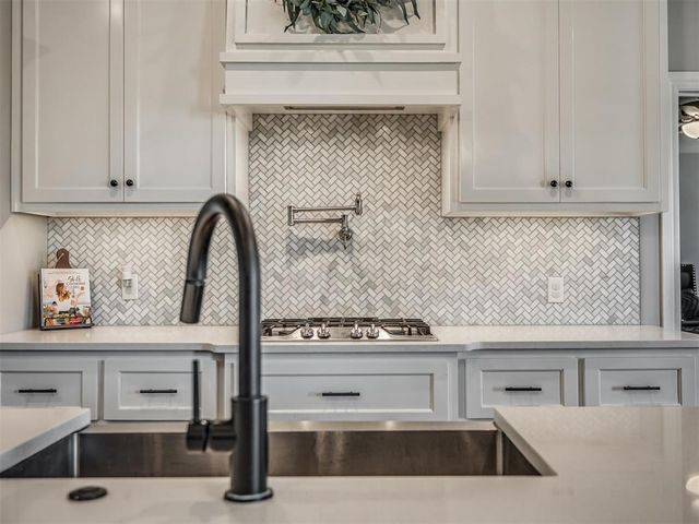 2801 Heather Haven, Moore, OK 73160