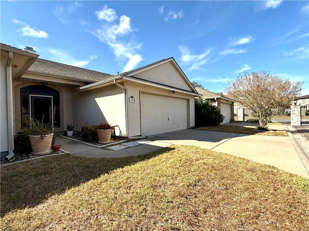 6653 Downing St 5, Corpus Christi, TX 78414 — exterior