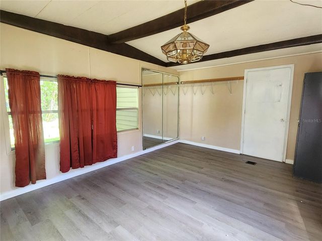 900 NW 42ND PLACE, Ocala, FL 34475