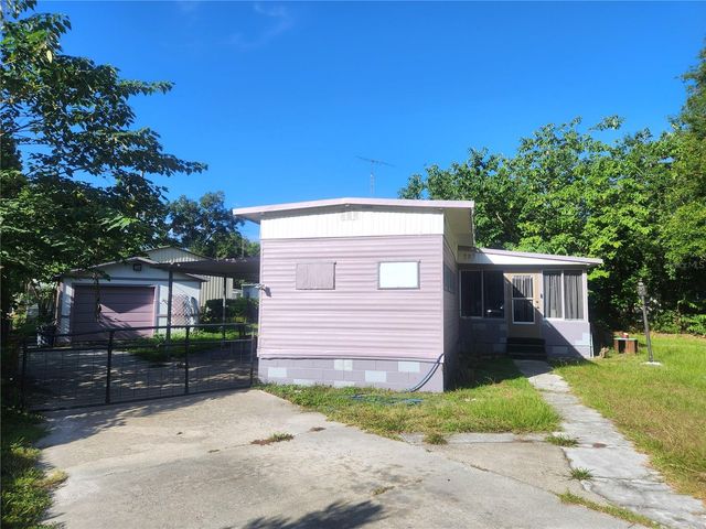 900 NW 42ND PLACE, Ocala, FL 34475