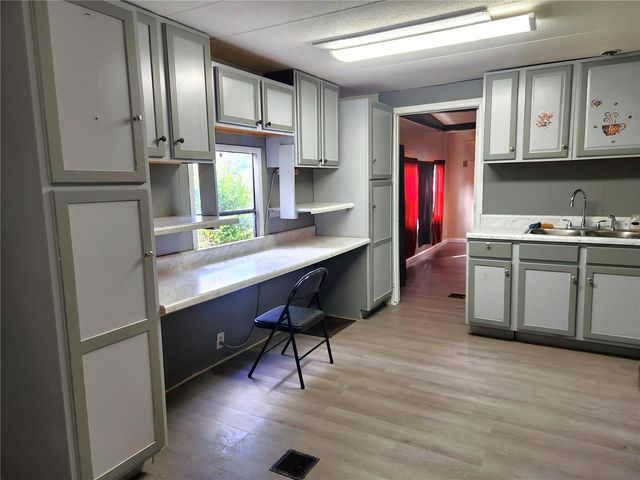 900 NW 42ND PLACE, Ocala, FL 34475