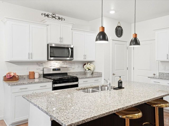 876 King St, Brighton, CO 80603