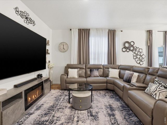 876 King St, Brighton, CO 80603