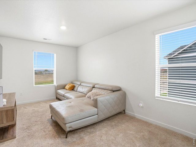 876 King St, Brighton, CO 80603