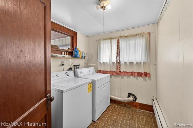 215 Washington Street, Byron, MI 48418