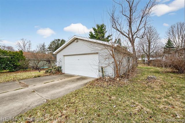 215 Washington Street, Byron, MI 48418