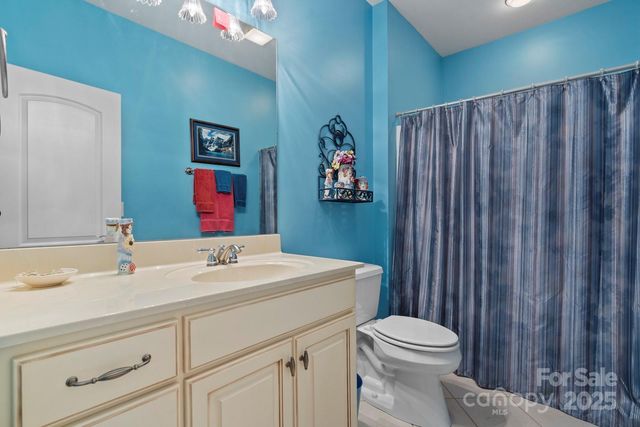 2301 Willow Creek Drive, Newton, NC 28658