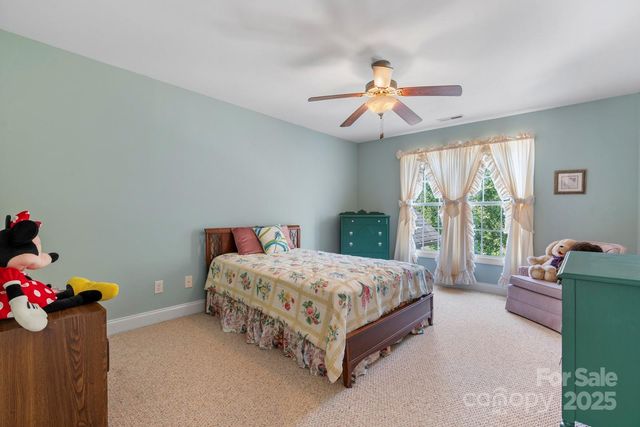 2301 Willow Creek Drive, Newton, NC 28658